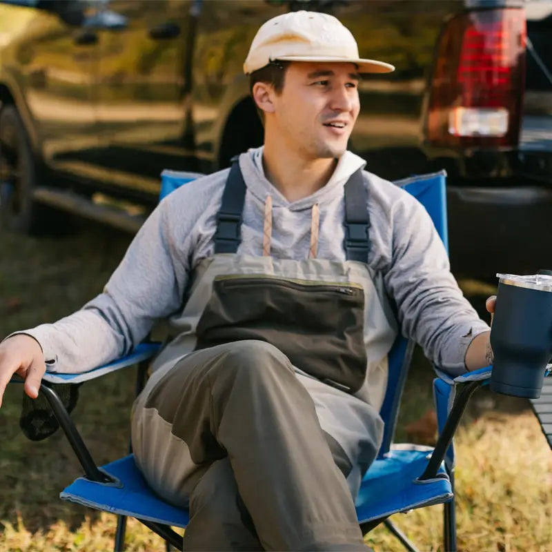 Lightweight Messenger Comfort Quad Chair - Choice 989 - Ultra-Lightweight Telescoping PackSeat Travel Stool Detail