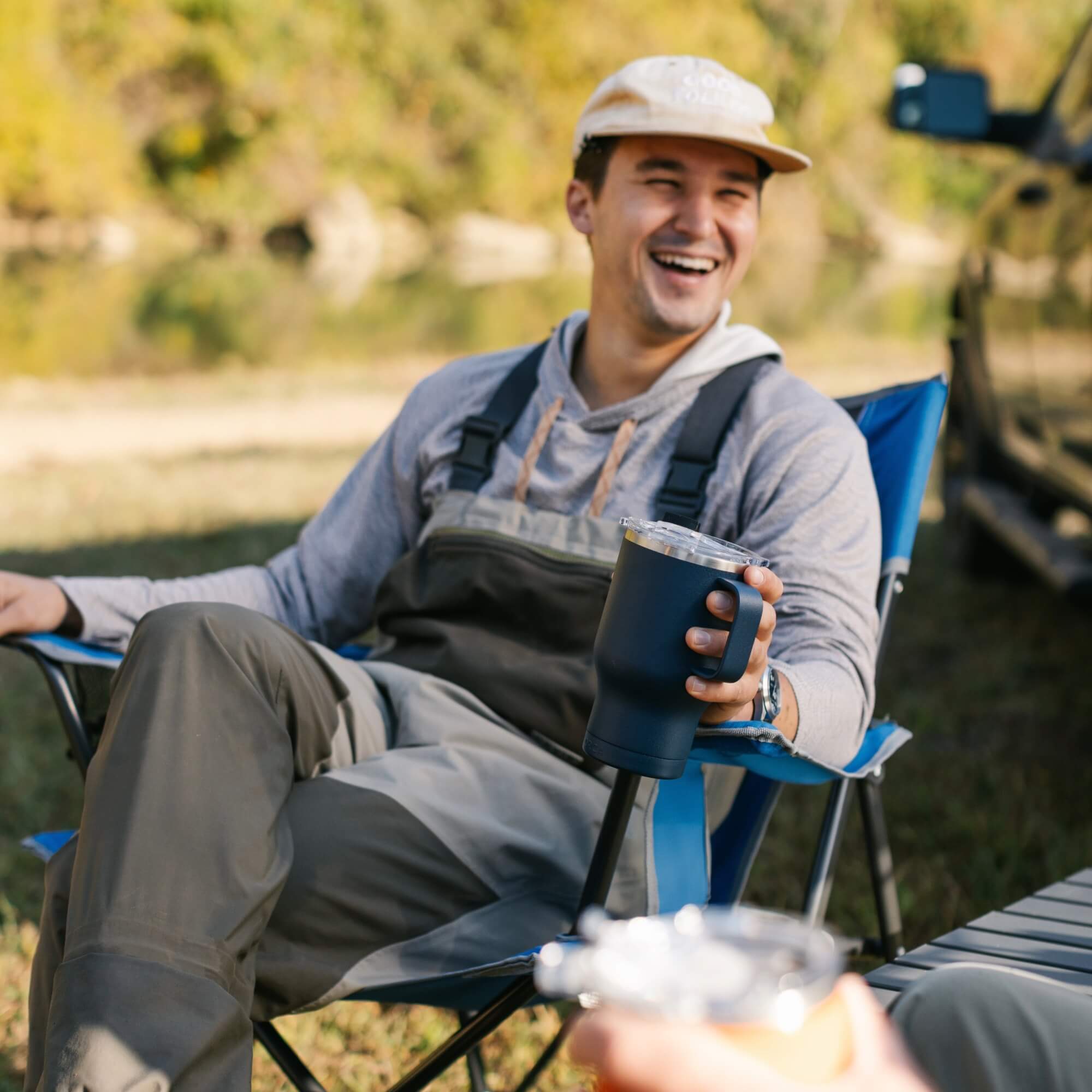 Lightweight Messenger Comfort Quad Chair - Choice 989 - Ultra-Lightweight Telescoping PackSeat Travel Stool Detail